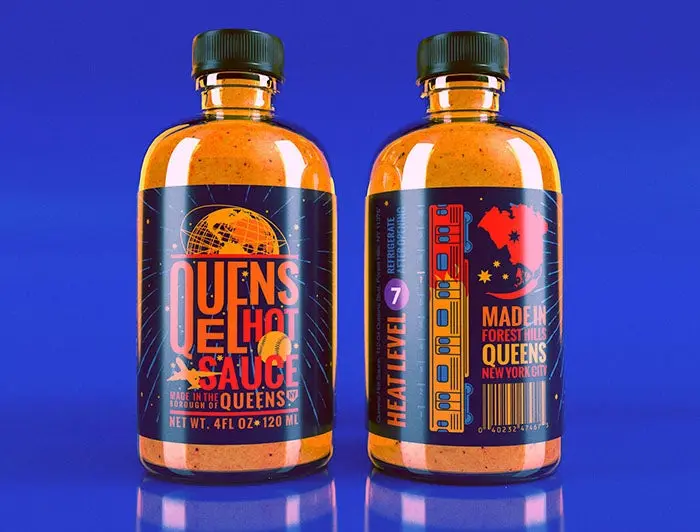 3D rendering of two Queen's Hot Sauce bottles.