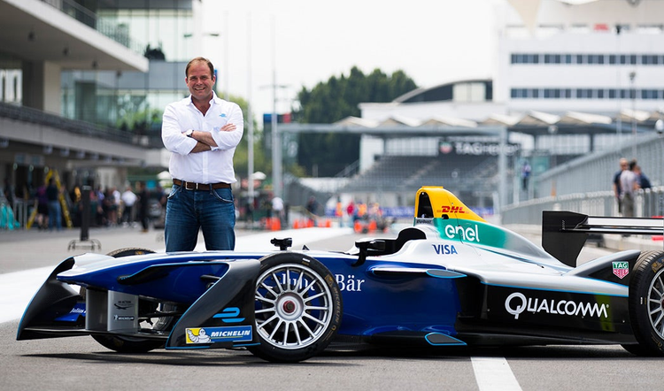 Formula E’s Russell Puts Fans At Home In The Driver’s Seat