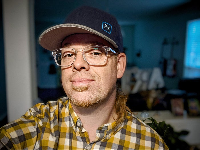 Portrait selfie of Mark Heaps.