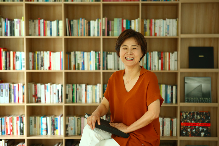 A photo of Mary Woo, Adobe Korea's Managing Director