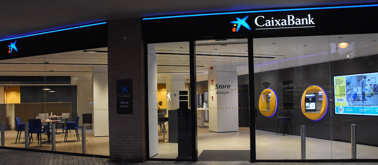 External view of a CaixaBank branch.