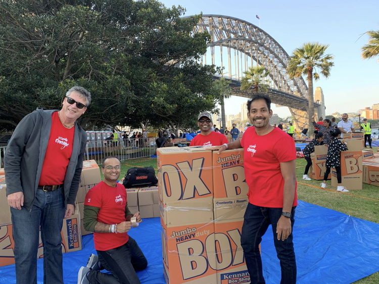 Adobe Create Change teams volunteering at Sleep Under the Stars, a national fundraising event that helps provide safety and support for young Australians facing homelessness.