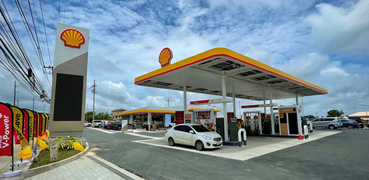 Image of a Shell Philippines gas station.