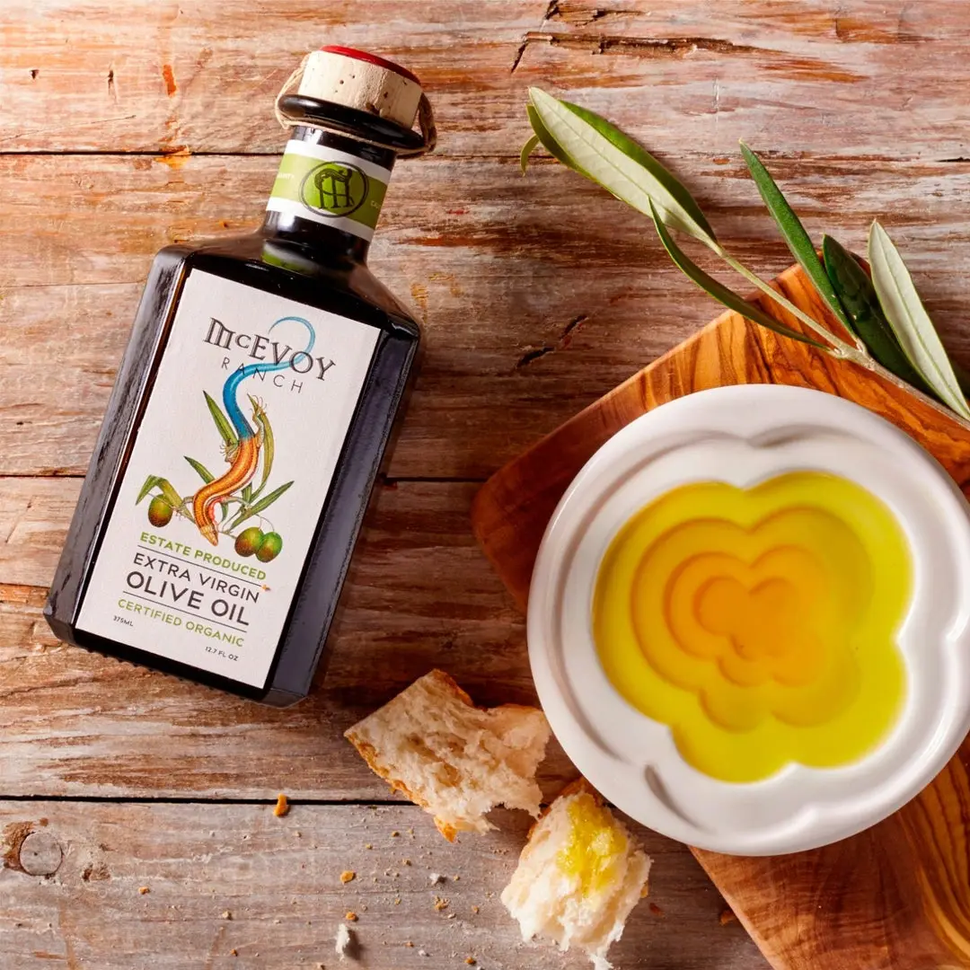 Image of olive oil and bread.