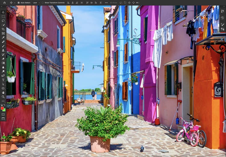 Screenshot of Photoshop's improved color managment and HDR capabilities.