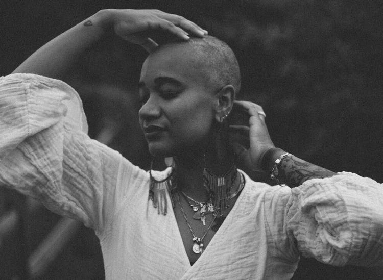 Photograph of Alex Elle.