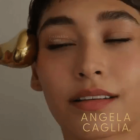 Gif of a product video created by Angela Caglia showcasing their product