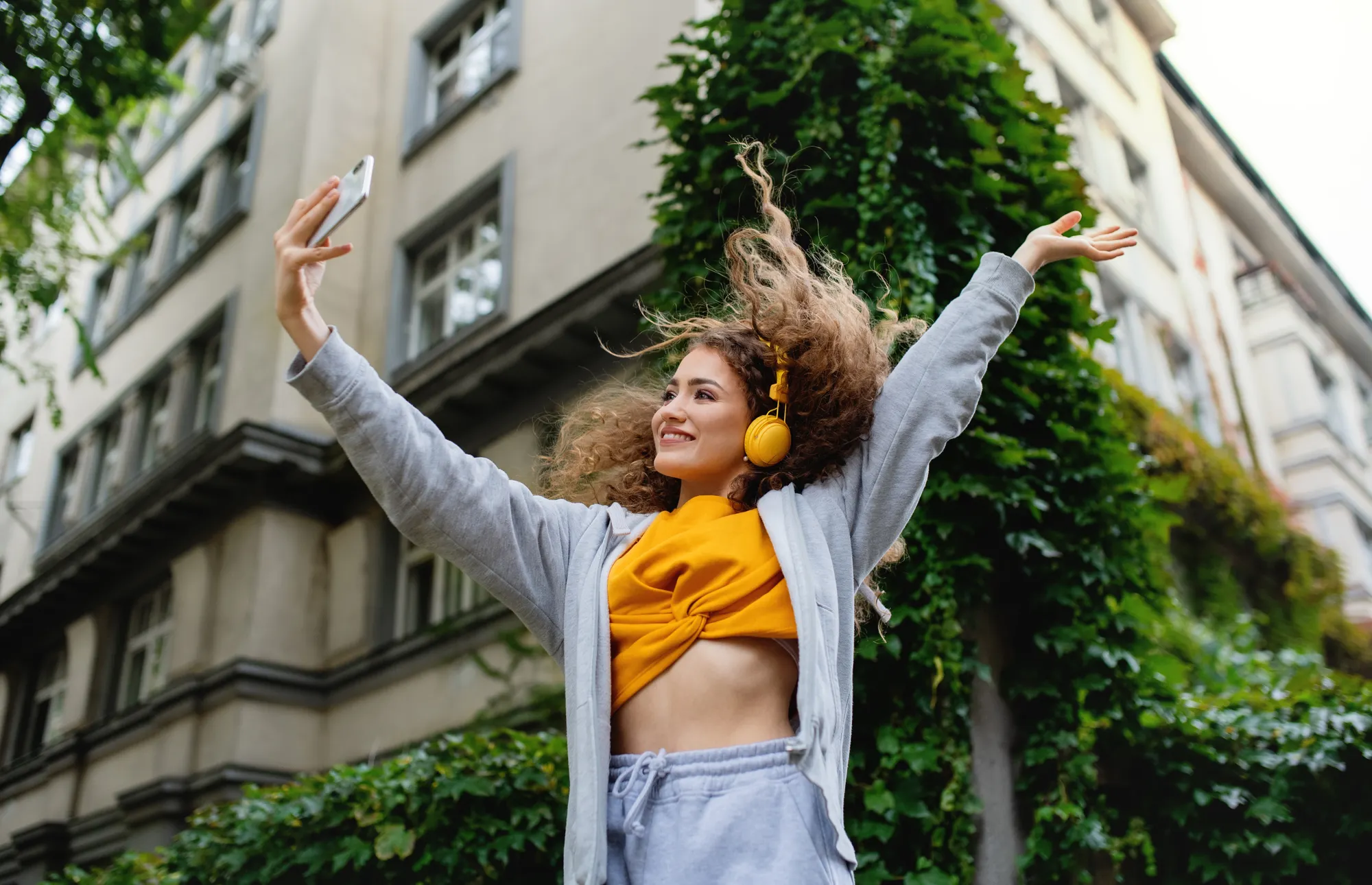The NewEra of Self Expression How the next generation are tackling(03)