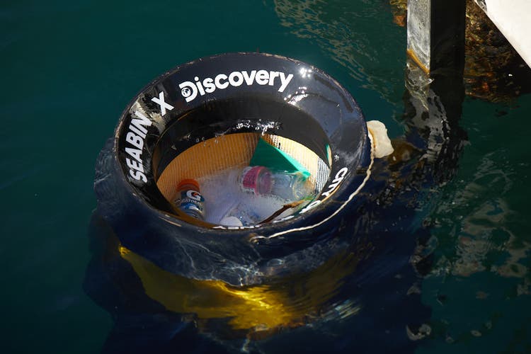 Seabin in water collecting rubbish