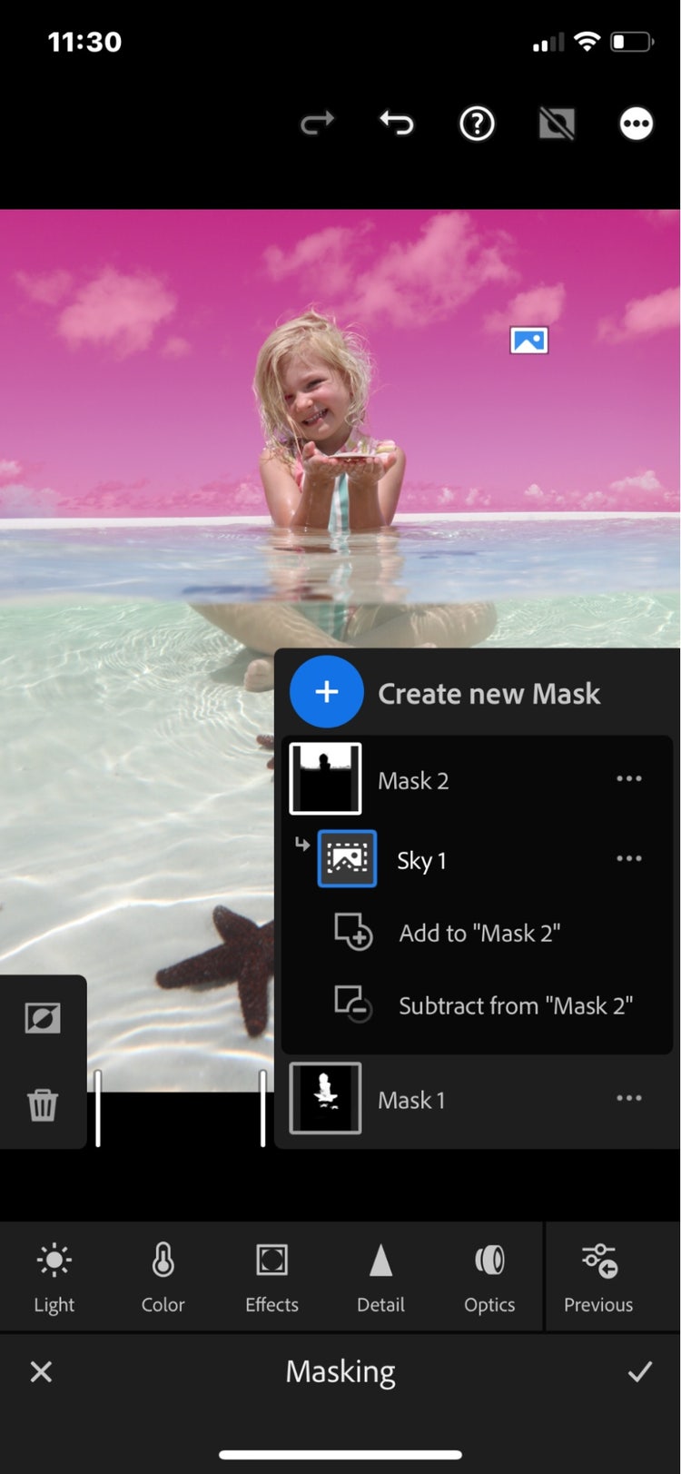 Creating a new mask in the Lightroom mobile app provides the user with the option to select the subject or select the sky for masking.