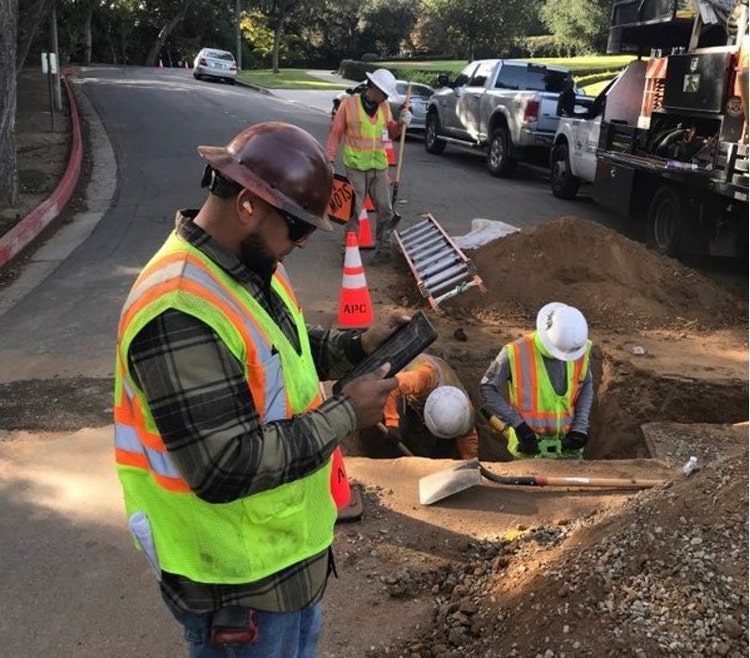 Arizona Pipeline construction crew.