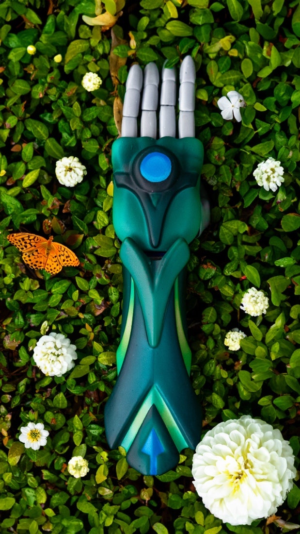 AI generated image of a green prosthetics limb.