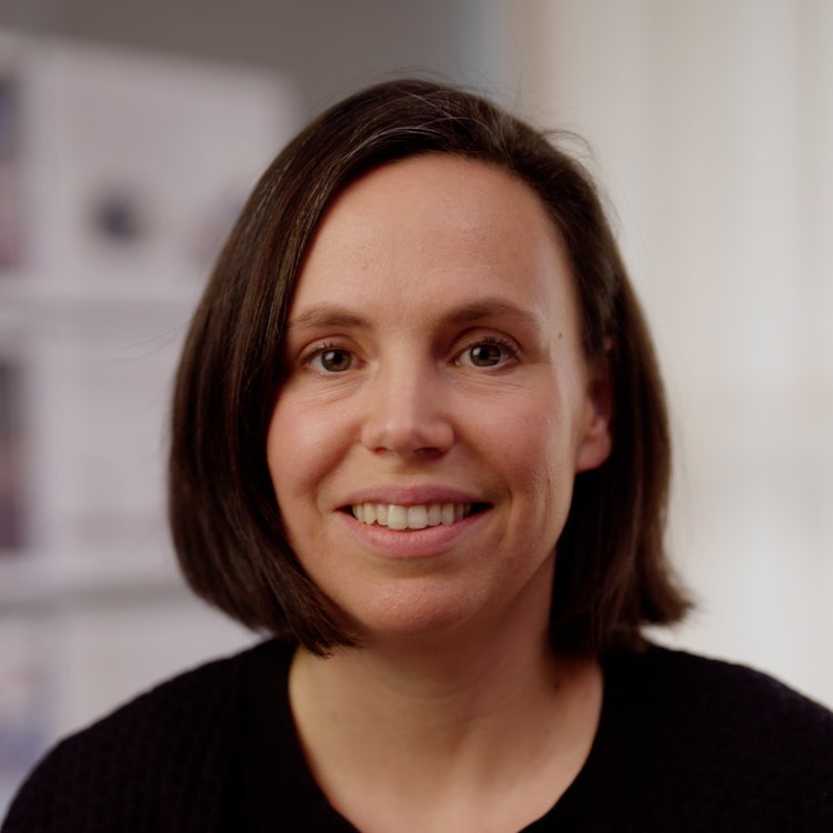 Headshot of Stephanie Hughes