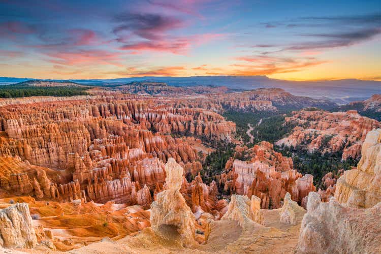 Photograph of Bryce Canyon.