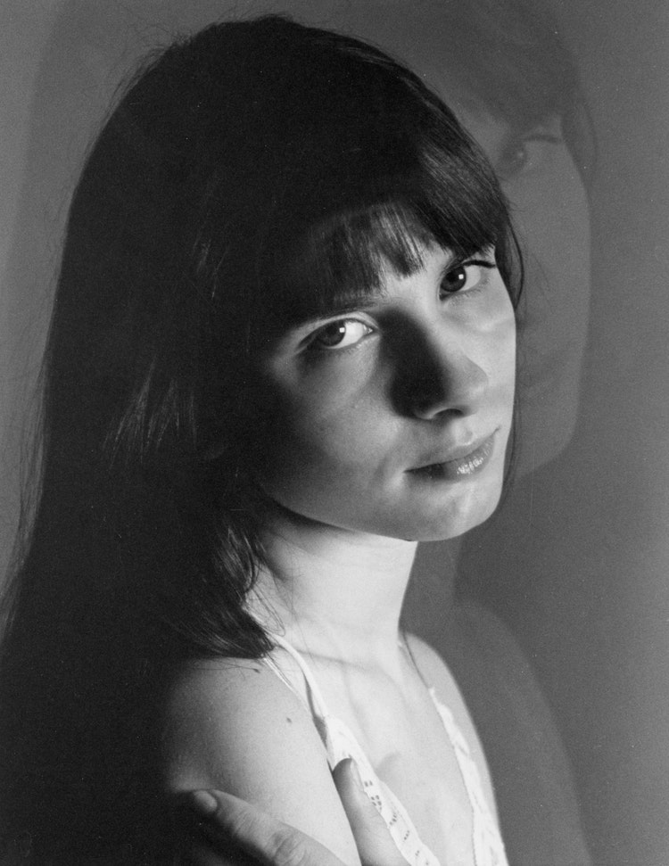 Photograph of a woman taken by photographer Sadie Lynn.