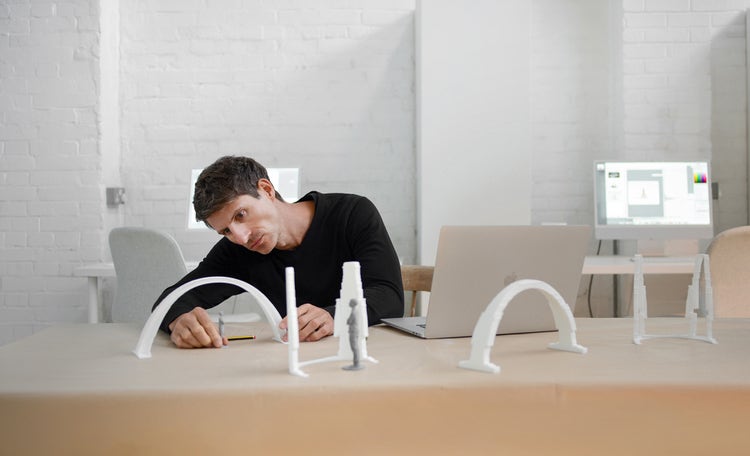 Sculptor Nick Hornby