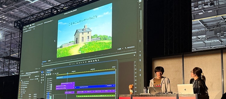 屋内, モニター, コンピュータ, テーブル が含まれている画像 AI によって生成されたコンテンツは間違っている可能性があります。