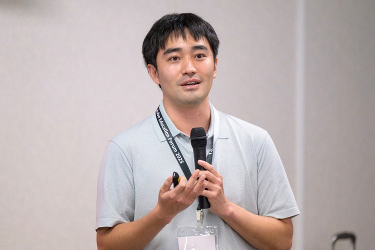 Medium shot of a person holding a microphone AI-generated content may be incorrect.