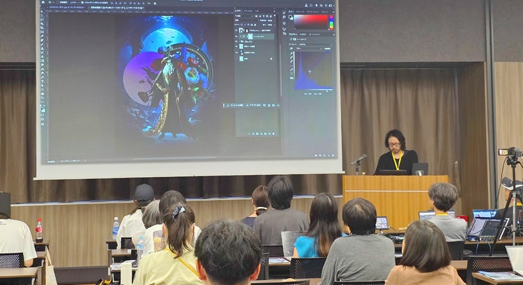 テレビを見る人々 AI 生成コンテンツは誤りを含む可能性があります。