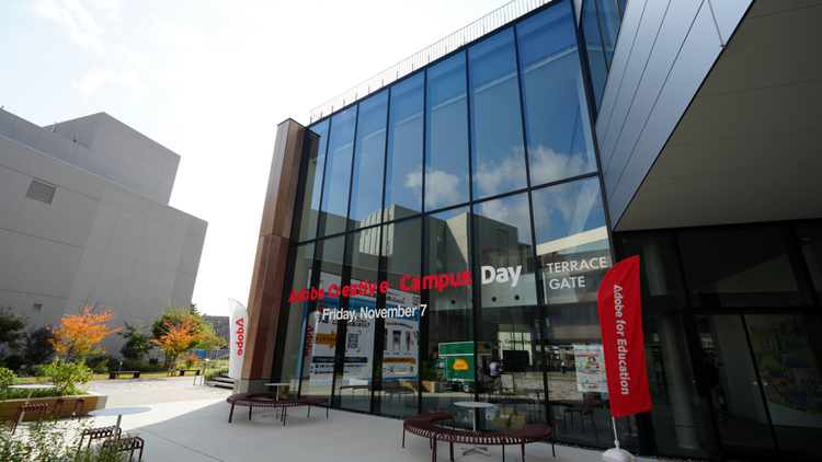 建物, 屋外, 座る, フロント が含まれている画像 AI 生成コンテンツは誤りを含む可能性があります。